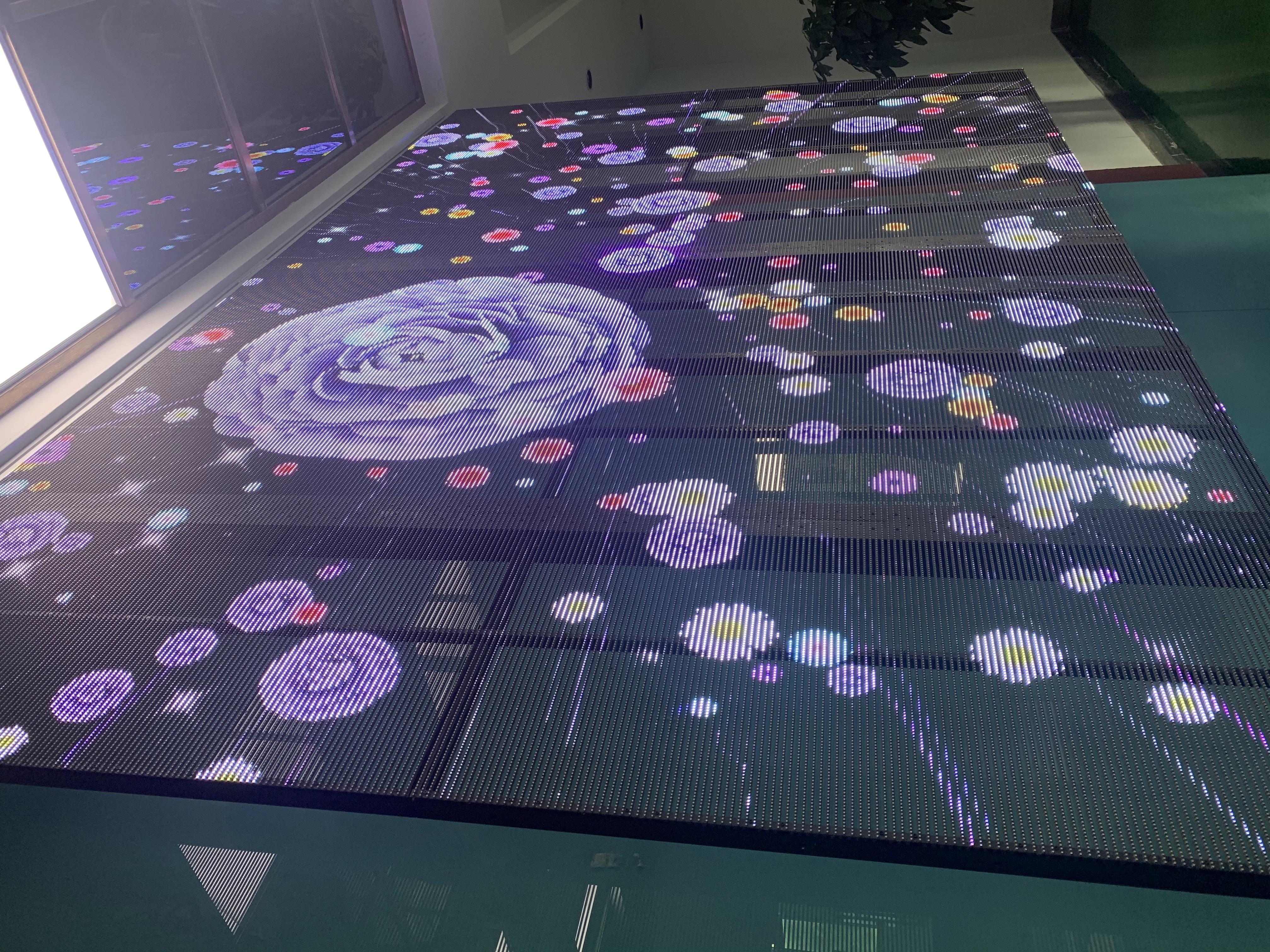 P1 LED室內透明屏